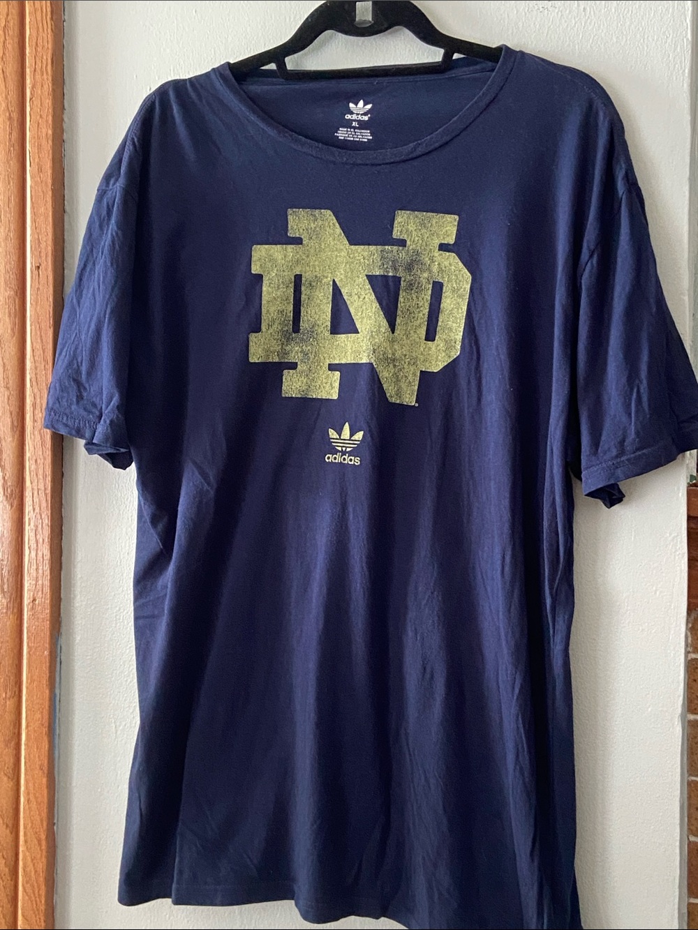 adidas Men's Navy Notre Dame Logo Graphic T-Shirt size xl, EUC